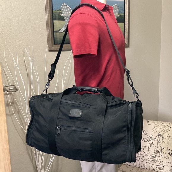 Tumi Bags Tumi Duffel Bag Poshmark